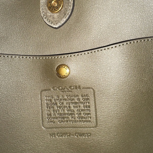 Coach Brooklyn 28 hobo shoulder bag NWOT - Picture 9 of 10